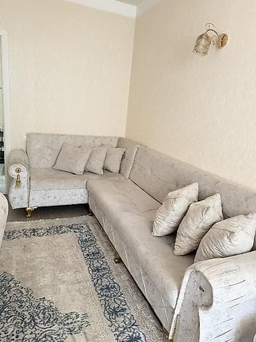 Künc divan, Divan