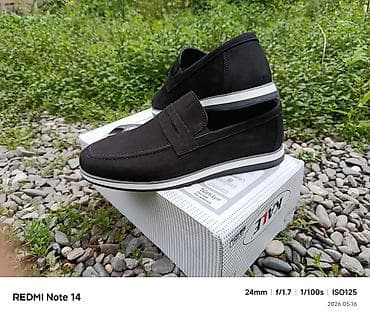 Kişi loaferləri – qara rəng, klassik-pəncəksiz dizayn - Material — 1