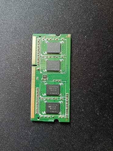 mini telefon: Notebook RAM modulu – SO-DIMM - Brend: ADATA (çiplər üzərində ADATA — 1