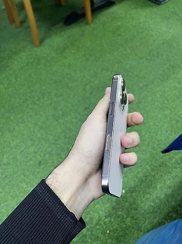 mac pro: IPhone 16 Pro, 128 ГБ, Desert Titanium, Беспроводная зарядка, Face ID — 2