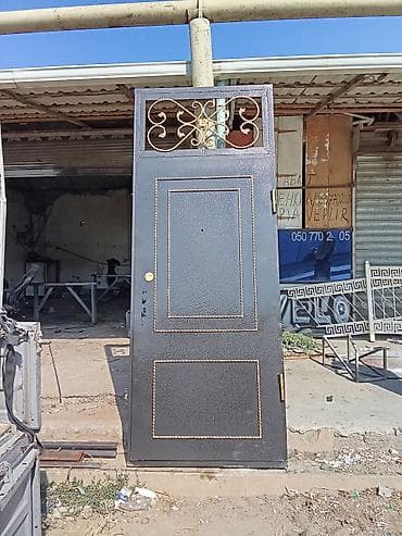 qapi setkalari: Məhsul: Dəmir giriş qapıları Təsvir: - Material: qalın metal — 2