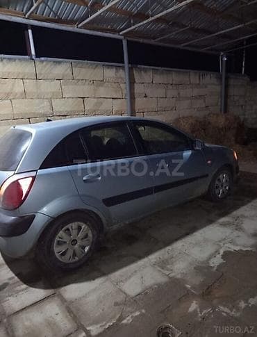kia picanto satilir: Kia Rio: 1.5 l | 2008 il Hetçbek — 3