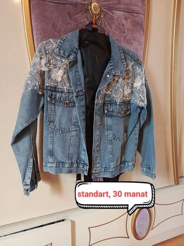 gence hicab instagram: Cins materialdan olan gödəkcə. Üzərində müxtəlif muncuqlar və güllərlə — 1