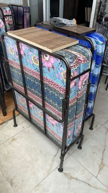 купить раскладушку недорого: Raskladuska Carpayi yatak Ölcü       Macalka   Qiymet. ✅1.85×70    2 — 1