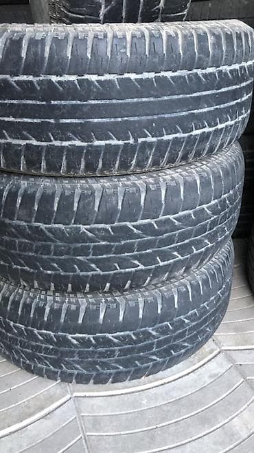 disk lada: İşlənmiş Şin Yokohama 265 / 65 / R 17 — 6