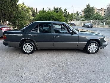 disk qabi: Mercedes-Benz W124: 2.5 l | 1993 il Sedan — 3