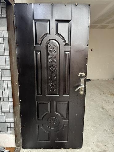 demir su çen: Metal giriş qapısı - Material: qalın metal təbəqə, iç və çöl tərəfdə — 3