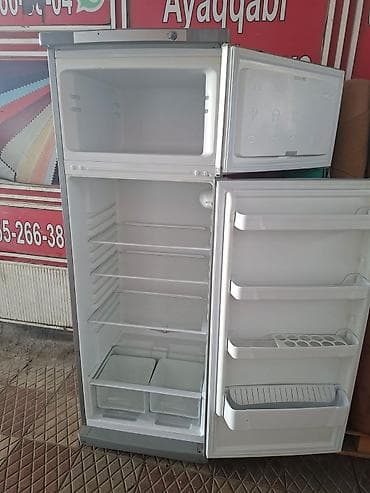 soyducu ustasi: 2 qapılı Indesit Soyuducu Satılır, rəng - Gümüşü — 2