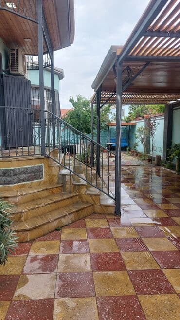 ucar ev: Pirşağı qəs. 4 otaqlı, 180 kv. m — 20