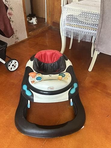 Uşaq gəzdirəni (walker) - Marka/model: Baby Toys yazılı panel — 1