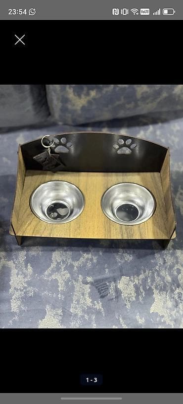 ev heyvanı: İki qablı ev heyvanı yemliyi, yenidir tecili satilir. 10manat son — 2