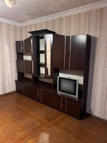 100 kv: 12 manata 3 otaqlı heyət evi – hostel kirayə yaxınlıq: piyada Əcəmi — 2