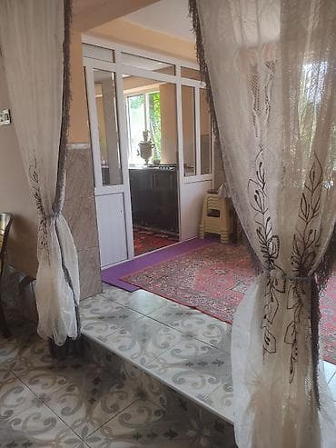 qubada ev: Məhsul: Həyətyanı ev kirayə verilir. günlük və aylıq .maraqlanan — 10