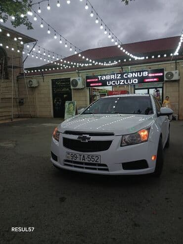 купить чехлы на авто: Chevrolet Cruze: 1.4 l | Sedan — 2