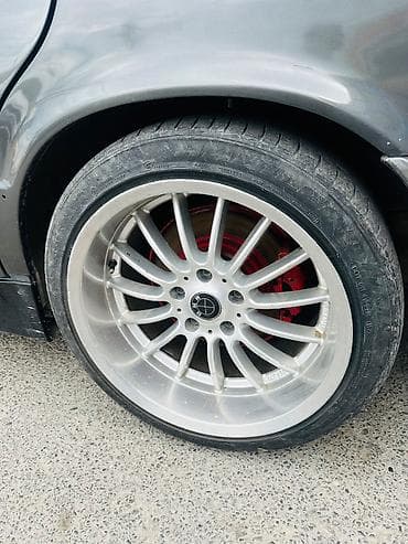 drift car: BMW 5 series: 2 l | 1990 il Sedan — 8