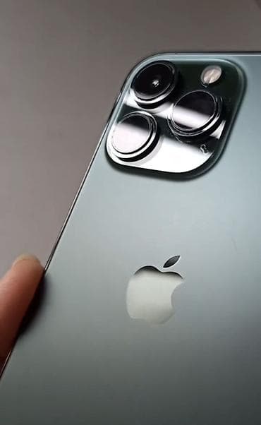 pro 5: IPhone 13 Pro, Alpine Green — 3