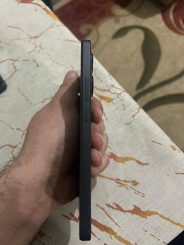 samsung note 7: Redmi smartfon - Korpus: mat qara rəng, düzbucaqlı dizayn, düz — 4
