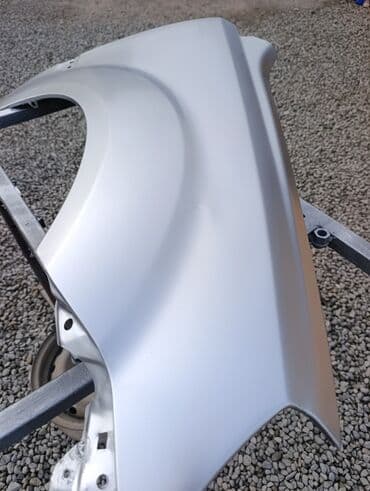 Soyutma və qızdırma sistemləri: Məhsul: Avtomobilin ön sağ qanadı (fender) Rəng: Gümüş/boz metalik — 3