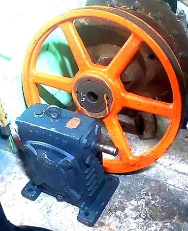 Reduktor10/1. kasnaq(şkif)80 sm ikisi bir yerdə 99 azn.bu qiymətı heç