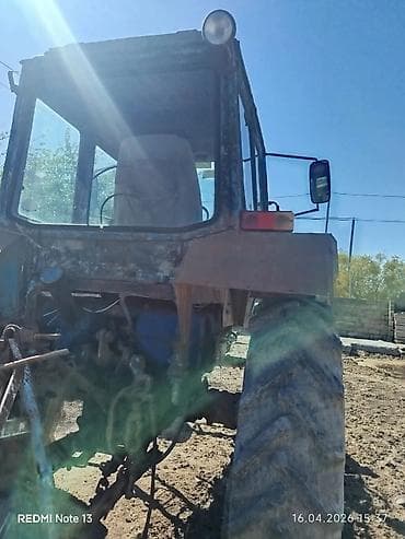 mercedes e240 kompressor: Kənd təsərrüfatı üçün tək kabinalı təkərli traktor. Xüsusiyyətlər: - — 1