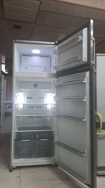 маленький холодильник: 2 qapılı Soyuducu Satılır, rəng - Gümüşü, Təkərli — 1