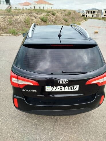 hediye qutusu: Kia Sorento: 2 l | 2014 il Ofrouder/SUV — 7