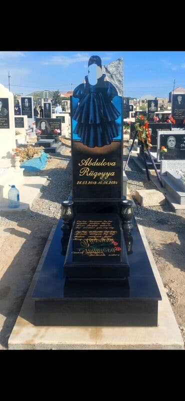 yuxuda nişan üzüyünün qaşının düşməsi: Qəbir daşları — 4