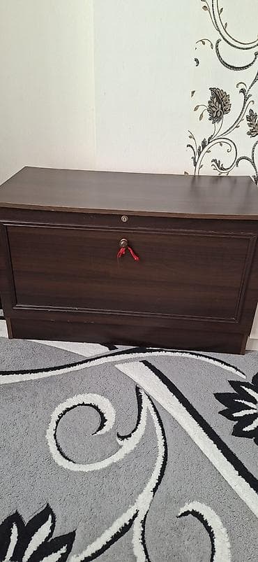 kalidor skafi: Qəhvəyi oduncaq rəngdə ayaqqabı dolabı/çemodan sandığı - Material — 1