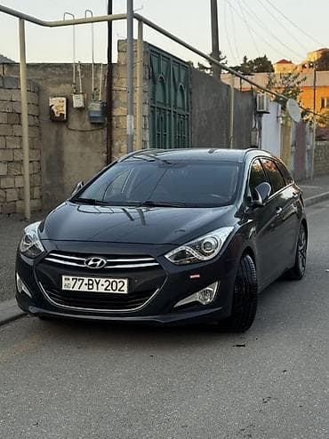 Hyundai i40: 1.7 l | 2012 il Universal
