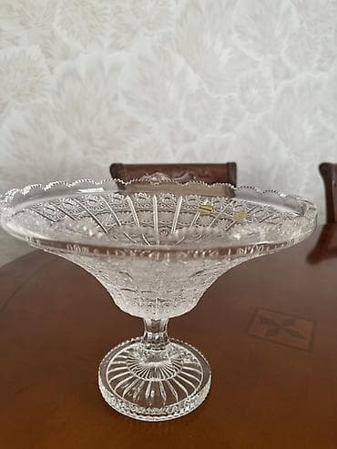 xrustal vaz: Bohemia kəsgili şüşə meyvə/gülqabı (ayaqlı) 30 sm diametr - — 1