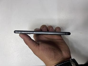 iphone 11 satilir: IPhone 11, Qara — 4