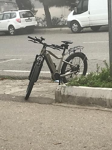 electro gitara: Elehtrikli velosiped tam sarj ile 80-100 km gedir. Marka 5TH whell dir — 2