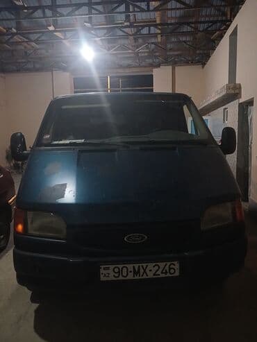 Ford Transit: 2.5 l | 1997 il 893856 km Van/Minivan