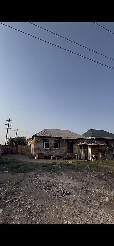 gencede satilan heyet evleri 2018: Satılır: Həyət evi - Tikinti: daş divarlar, dam örtüyü şifer - Plan — 1