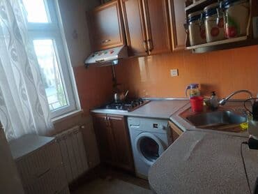 maştağada satdıq evlər: 2 otaq mənzil kirayə verilir. 4.4 mərtəbəsi. ev gəncliy metrosuna — 15