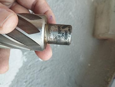 Ручные механические инструменты: Avadanlıq ucluqları,hər biri ayrılıqda 25azn — 4