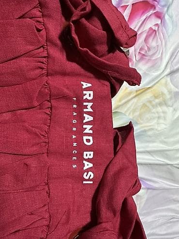 İdman çantaları: ARMAND BASI “Fragrances” brendi çimərlik/səbət çantası - Dizayn — 3