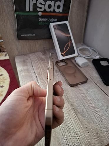 en ucuz ipad pro: IPhone 15 Pro, Natural Titanium, Face ID — 10