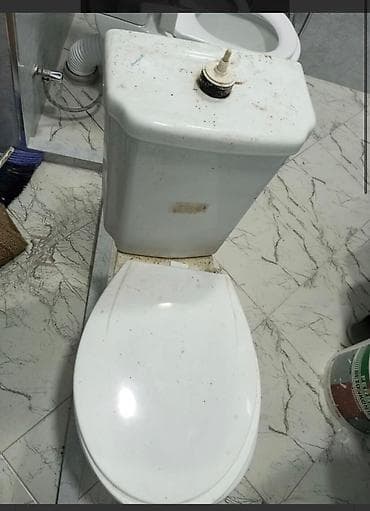 Unitaz satılır.
Qırığı, çatı yoxdur. Təcili evdən çıxmalıdır at lalafo.az Unitaz satılır.
Qırığı, çatı yoxdur. Təcili evdən çıxmalıdır