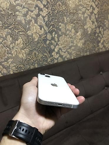 bakcell 2 saat limitsiz internet: IPhone 13, 128 GB, Ağ, Simsiz şarj, Face ID — 3