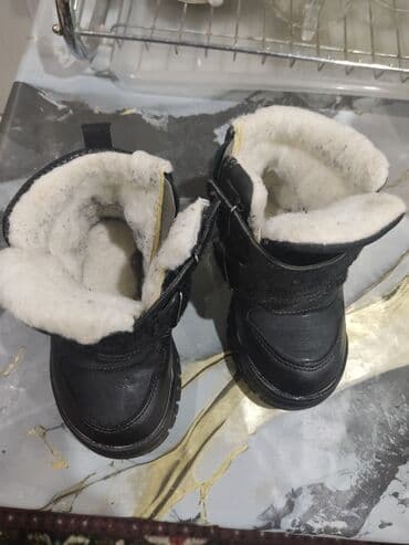 Uşaqlar üçün digər geyimlər: Uşaq qış çəkmələri - Rəng: qara - Material: üst hissə dəriyə bənzər — 1