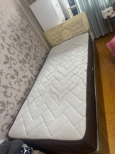 Təknəfərlik çarpayı