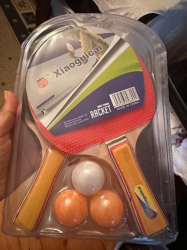 Tennis üçün raketkalar, şarları ilə birlikdə. Təzədir lalafo.az -da Tennis üçün raketkalar, şarları ilə birlikdə. Təzədir