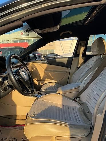 Volkswagen sedan – qara eksteryer, bej-sarı salon Texniki/avadanlıq — 5