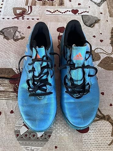 Botinkalar: Adidas kişi Futbol Butsi
Model: Adidas (etiketdə
Orijinal Maldi — 2