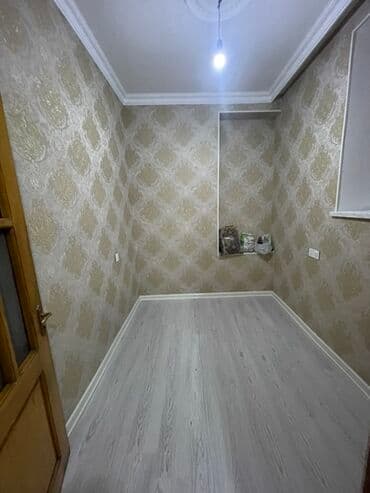 qaxda evlər: Bakı, 20-ci sahə, 3 otaqlı, Köhnə tikili, m. İçərişəhər, 68 kv. m — 6