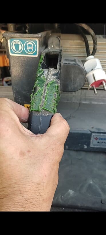 ağaç kesen makineler: İşlənmiş Uqlorez 2300 W-dan çox, 355 mm, Ünvandan götürmə — 4