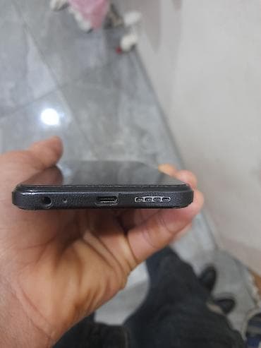 gence telfon: Infinix Smart 9 HD, 64 GB, rəng - Qara, Sensor — 5