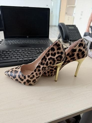 Leopard naxışlı qadın tuflisi 36 razmer - Model: Klassik şpilka -