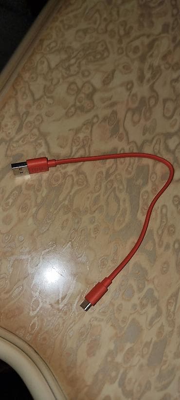 plansetler ucuz qiymete: ORİGİNAL JBL JR uşaqlar üçün qulaqlıq – mavi/çəhrayı - Brend: JBL (JR — 4